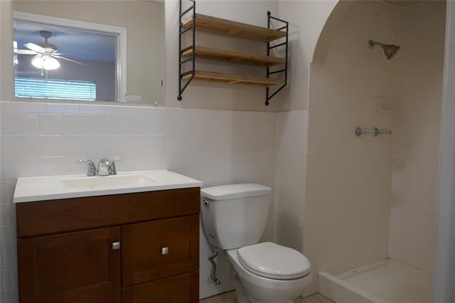 Building Photo - 2008 Meadfoot Rd