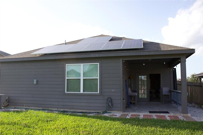Building Photo - 10710 Spring Brook Pass Dr