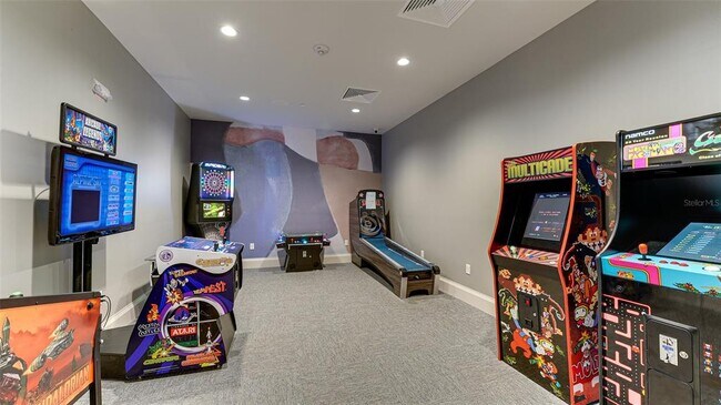 Building Photo - 5225 Blue Crush St