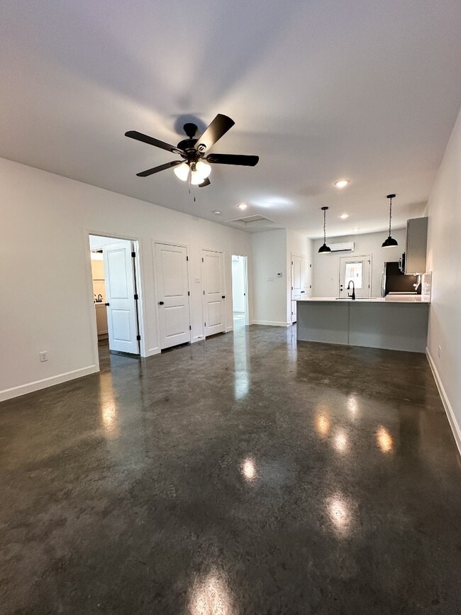 Building Photo - 1608 Crosswood Ct