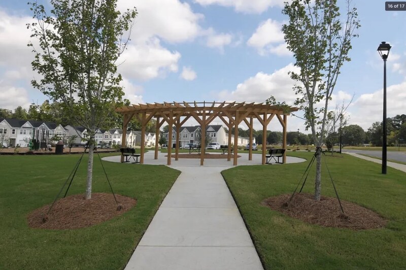 Building Photo - 287 Peebles Dr