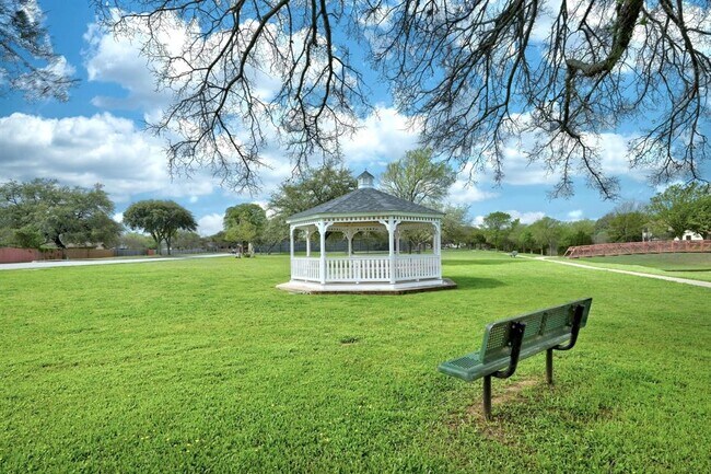 Building Photo - 1205 Rambling Trail