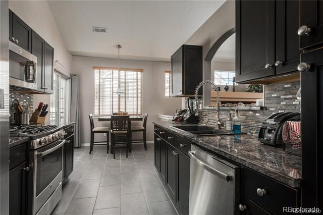 Building Photo - 22685 E Ontario Dr