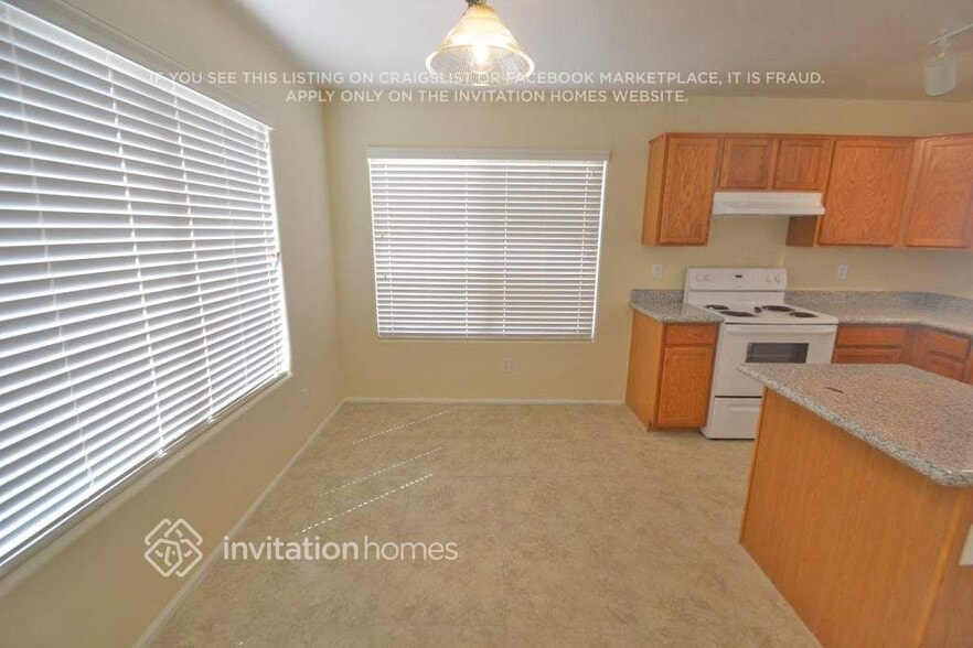 Building Photo - 16684 W Culver St