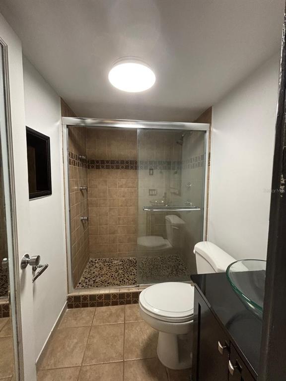 Building Photo - 5129 Eaglesmere Dr