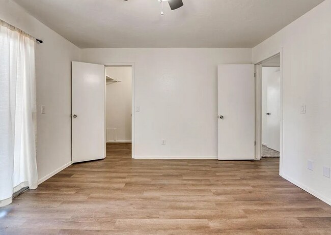 Building Photo - 8801 St George Way