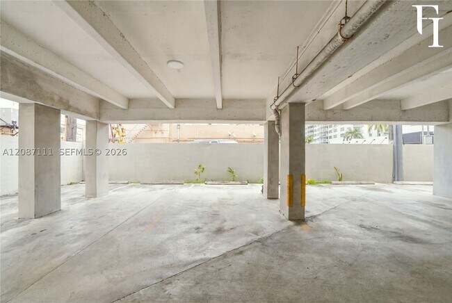 Building Photo - 6965 Harding Ave