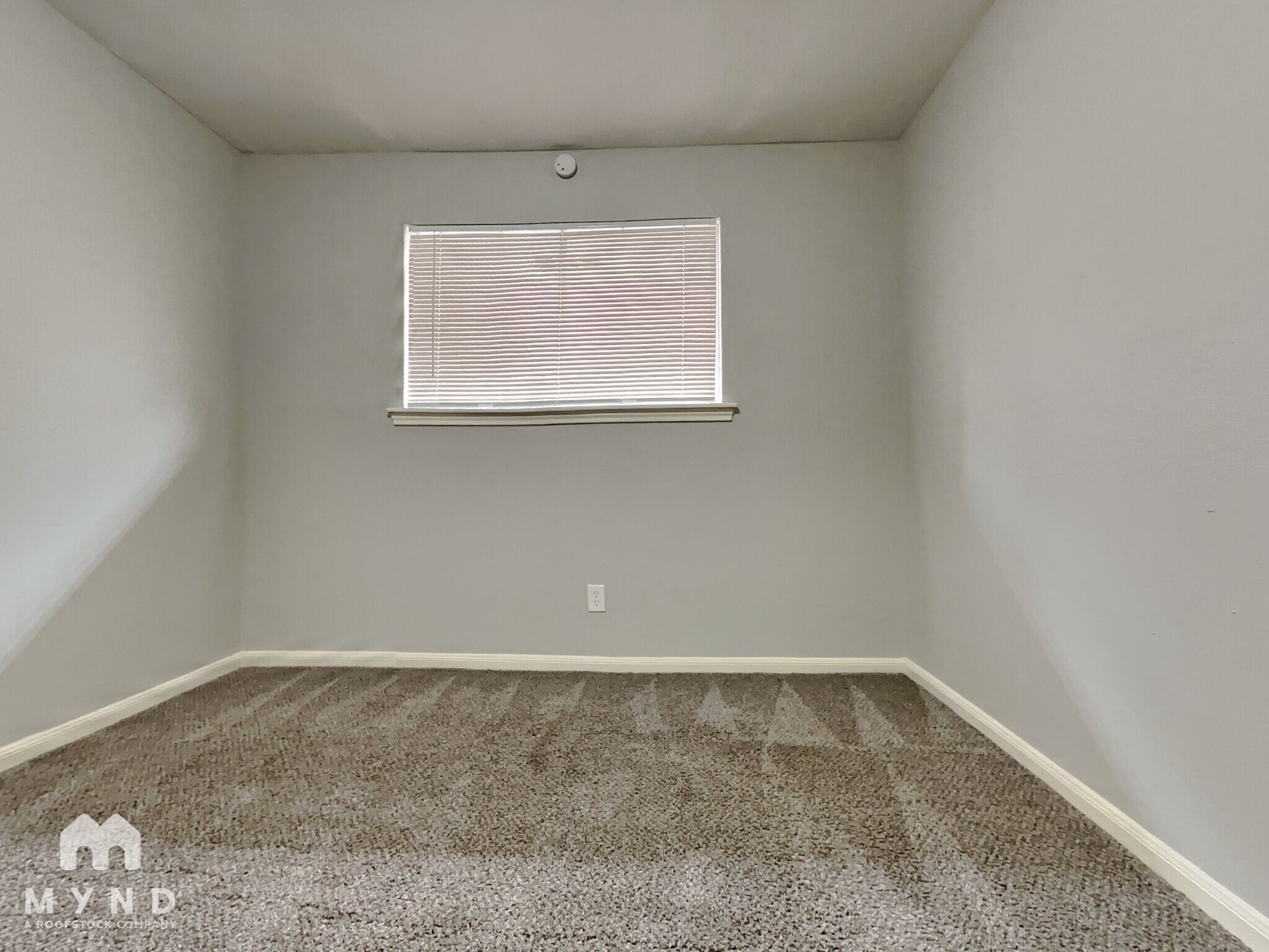 Building Photo - 2163 Drayton Ln