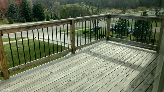 Building Photo - 2 br, 1 bath Condo - 2710 10th St 2710 Nor...