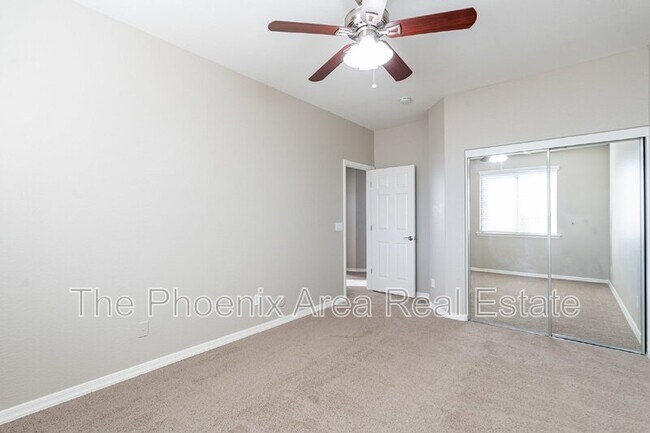 Building Photo - 3813 E Capricorn Pl