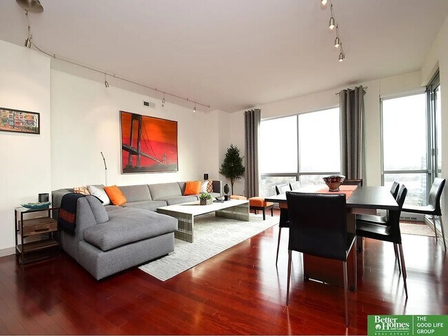 Building Photo - 200 S 31st Ave