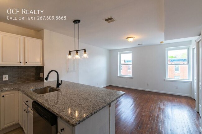 Building Photo - 305 N 41st St