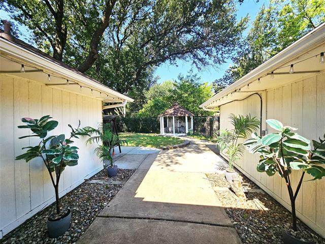 Building Photo - 13103 Fall Manor Dr
