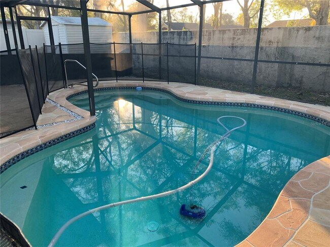 Building Photo - 6501 Crystal Brook Dr
