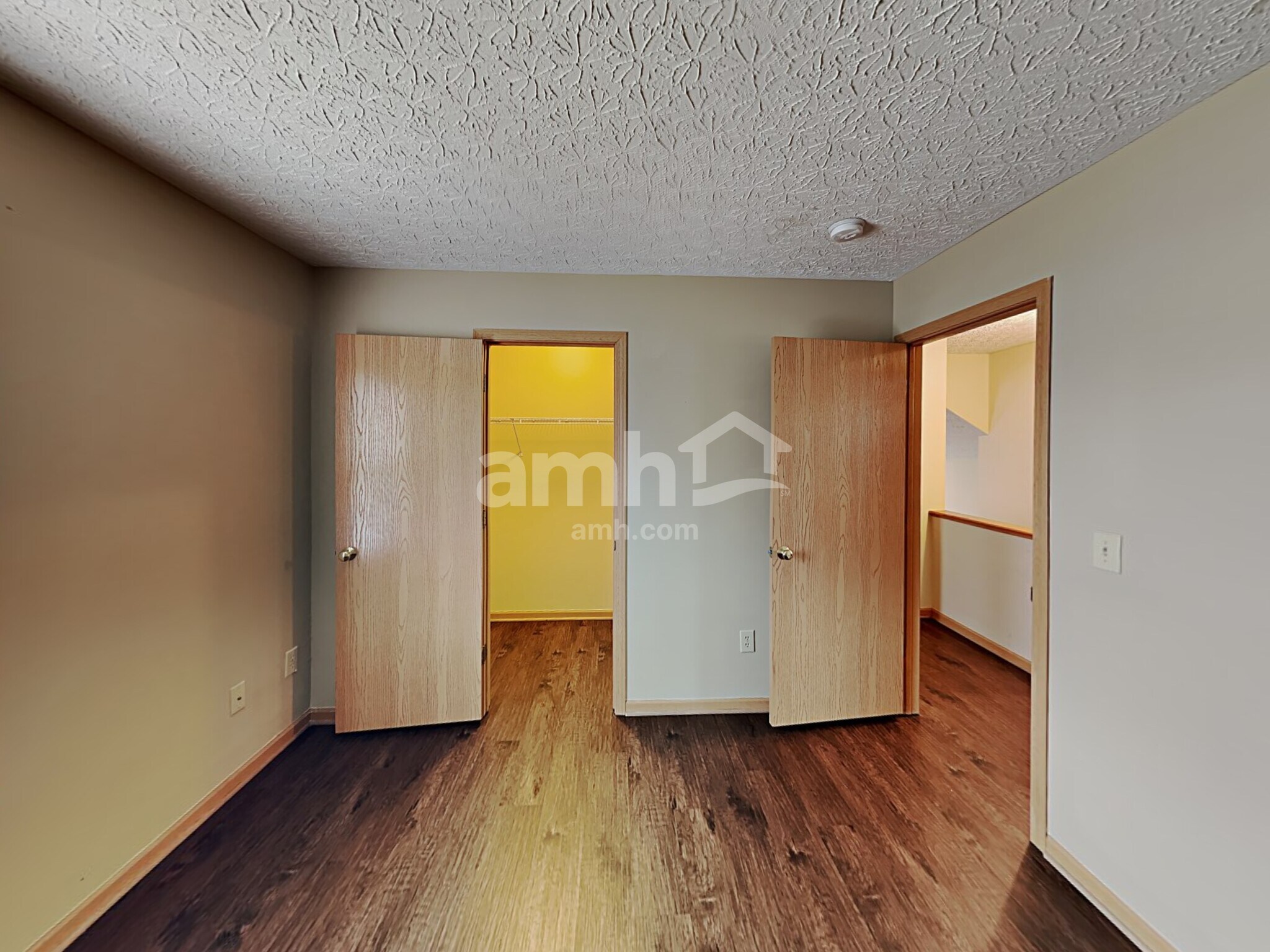 Building Photo - 5213 Echelon Dr