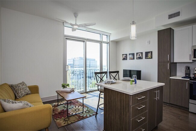 Primary Photo - 6734 Main St