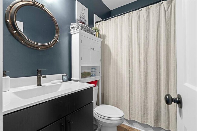 Building Photo - 1328 Breezy St SE