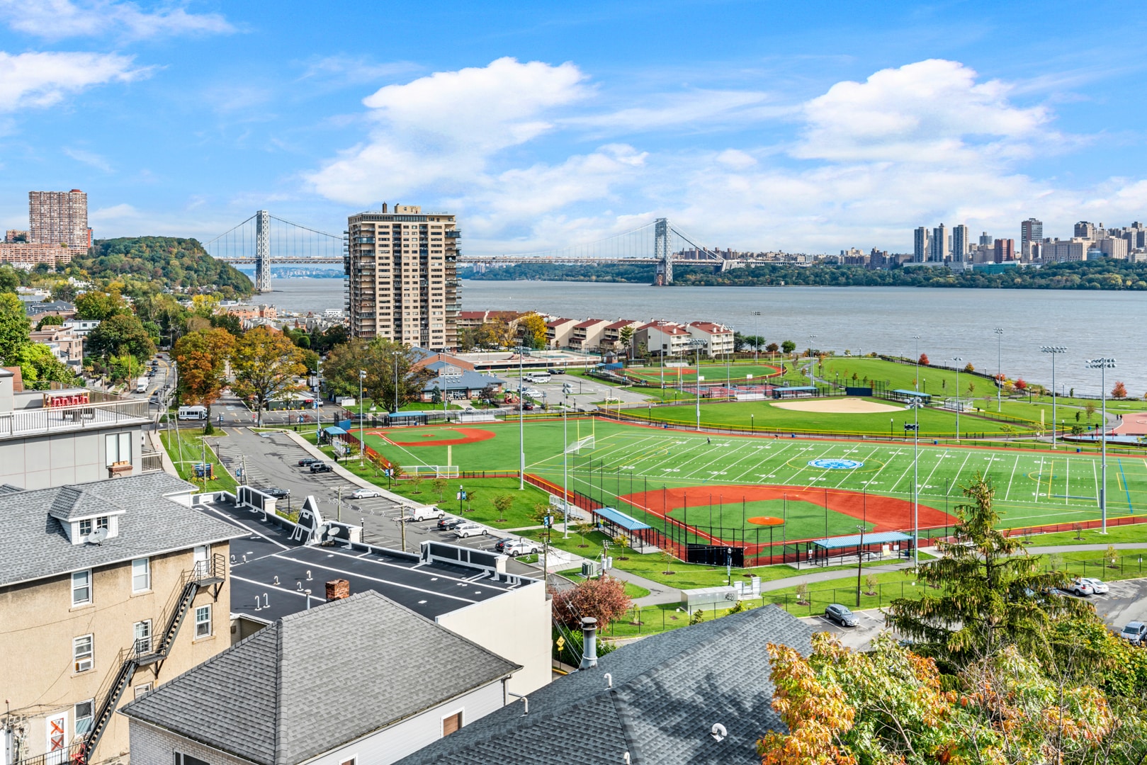 GW bridge view - 553 Undercliff Ave
