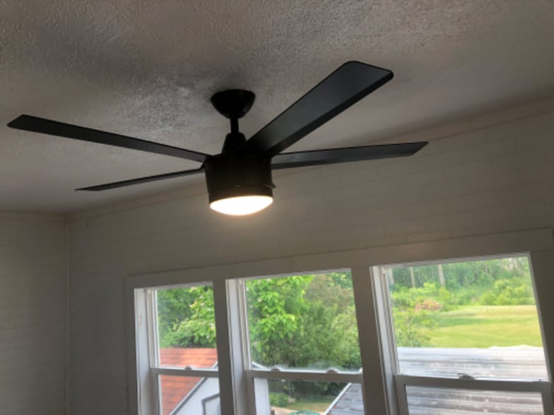 Building Photo - 133 Lakeside Dr