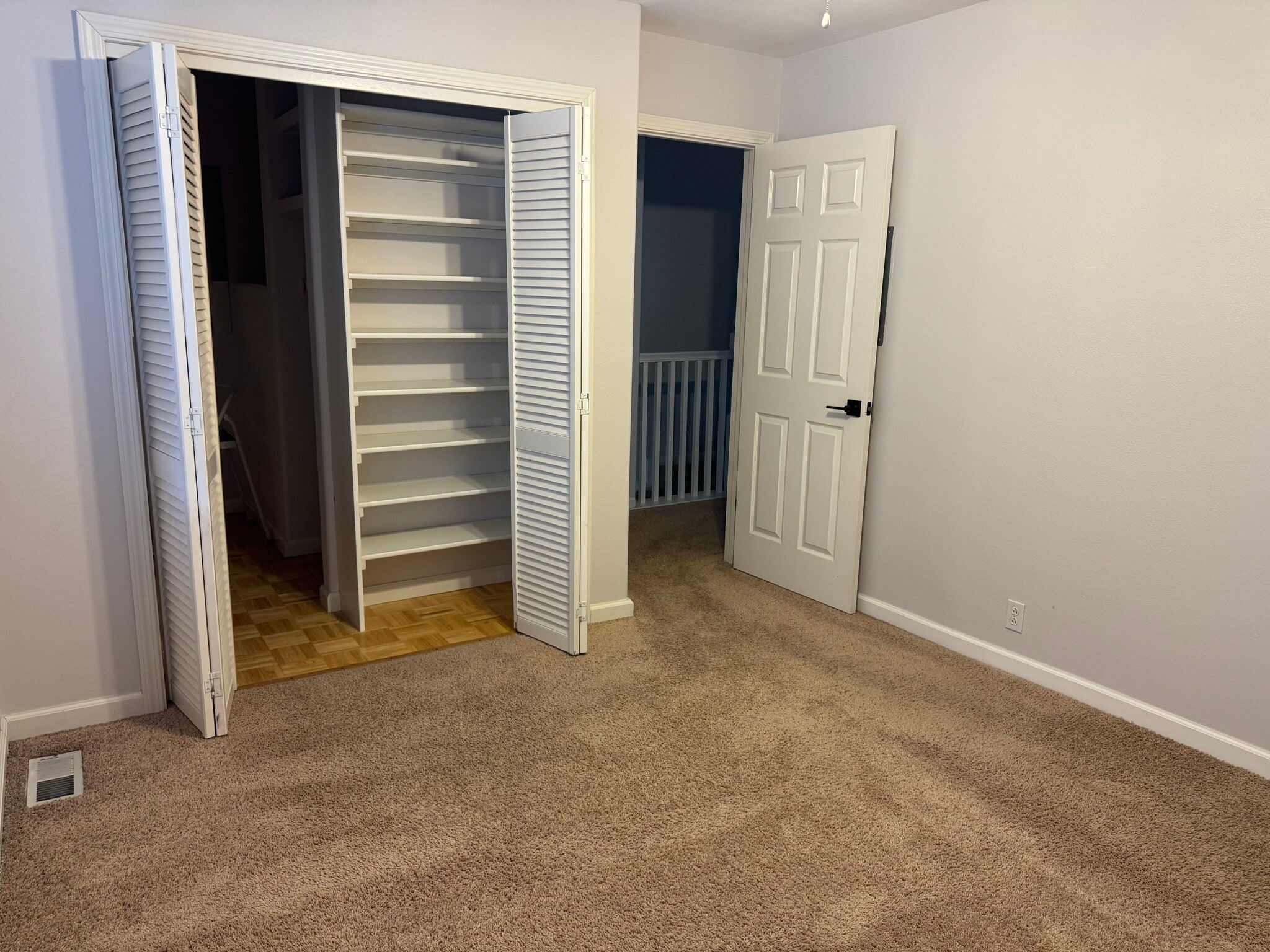 Building Photo - 5618 Madison Ave