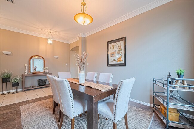 Building Photo - 2500 Amy Lee