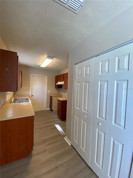 Building Photo - 5890 SE 119th Pl