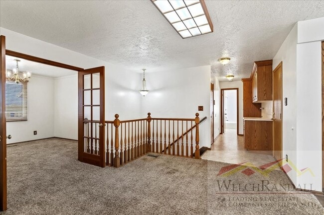 Building Photo - Your Ideal 4-Bed Layton Home - Style, Space & Location!