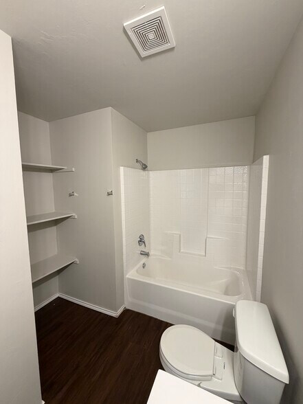 Building Photo - 10708 SW 23rd Pl