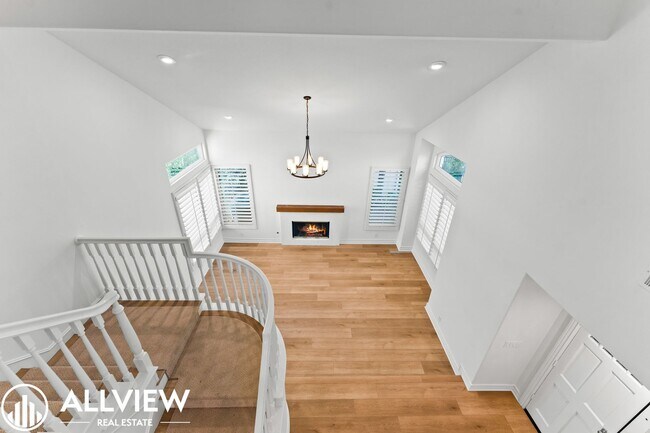 Building Photo - Luxury Living in the Prestigious Guard-Gated Community of Dove Canyon