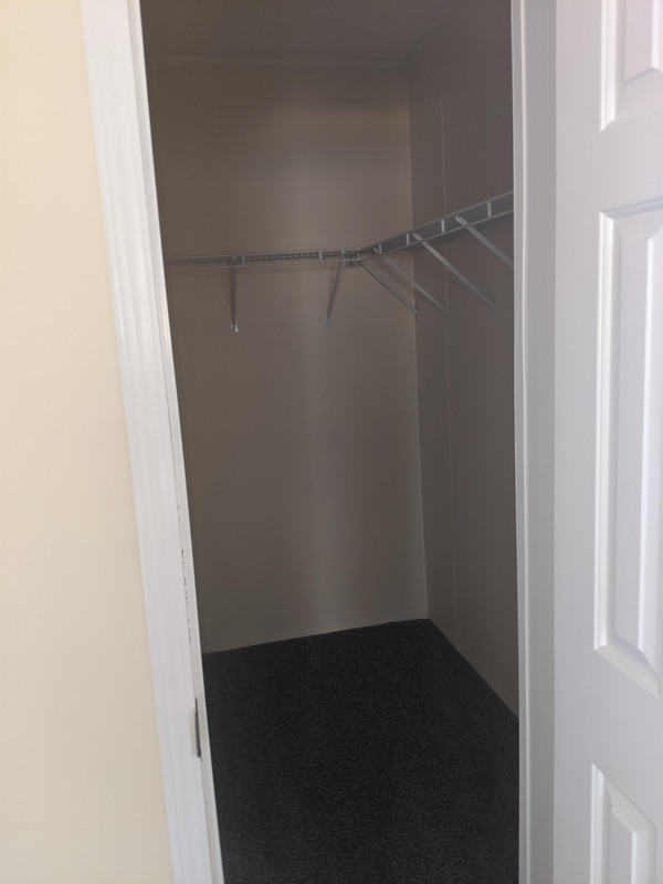 Building Photo - 73 Forest Dr