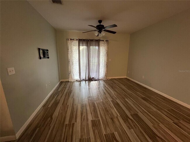 Building Photo - 6596 Swissco Dr