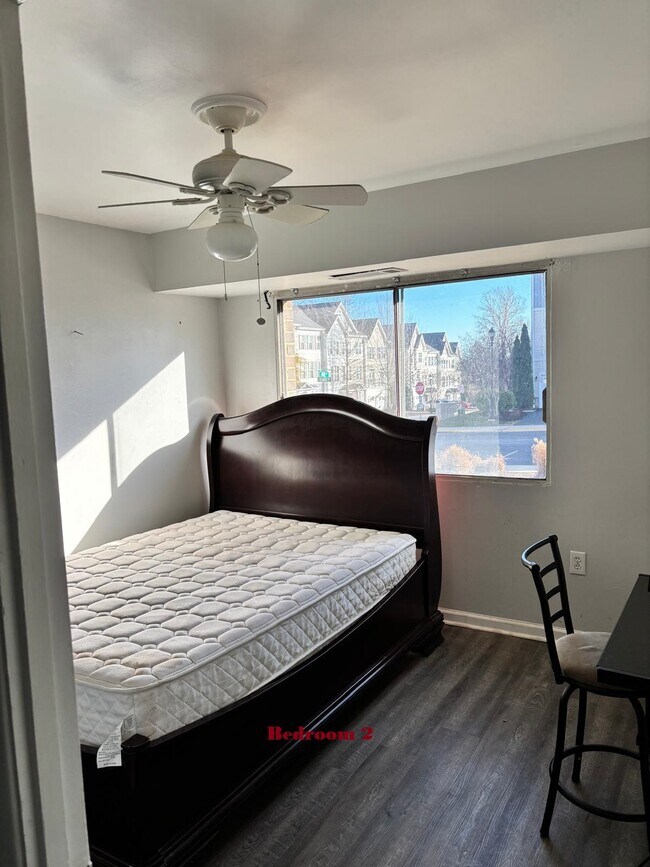 Building Photo - 1550 Renate Dr