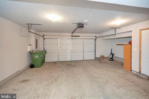 Building Photo - 1002 Hoke Ln