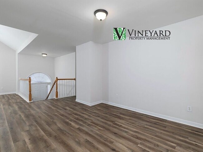 Building Photo - 3684 Autumn View Dr