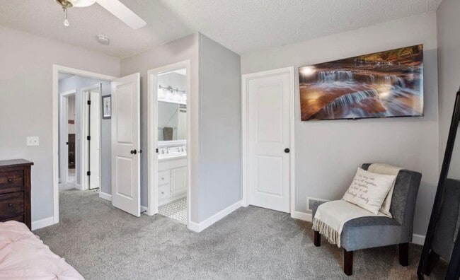 Building Photo - Beautiful Remodeled 5 Bedroom