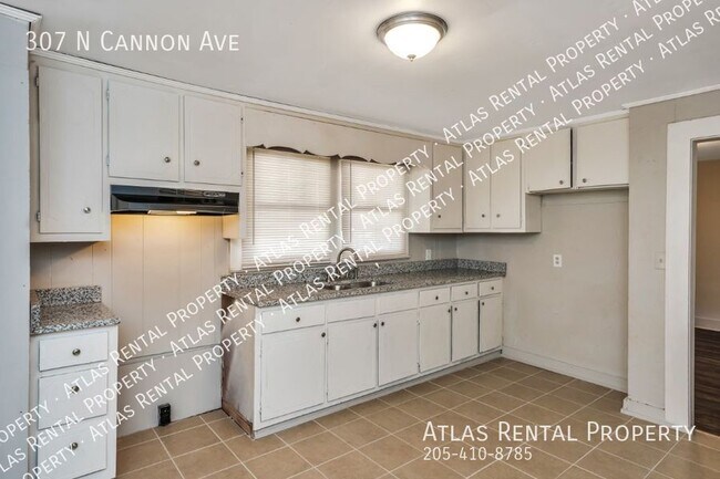 Building Photo - 307 N Cannon Ave