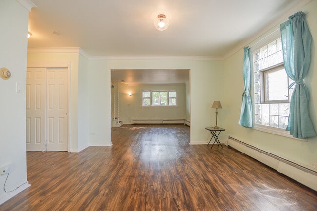 Building Photo - 3300 N Kildare Ave