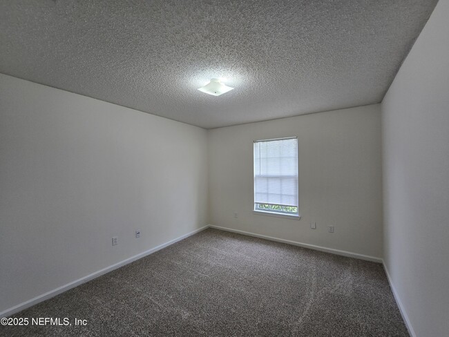 Building Photo - 3904 Hideaway Lane