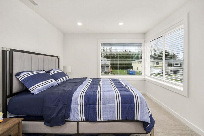 Building Photo - 11612 SE 196th St