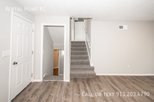 Building Photo - 1616 E Elm St