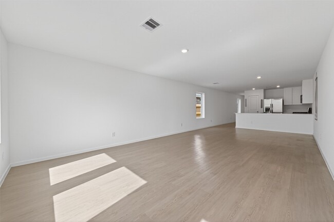 Building Photo - 6274 Alder Crk Dr