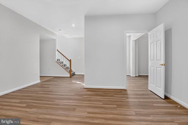 Building Photo - 13642 Flying Squirrel Dr