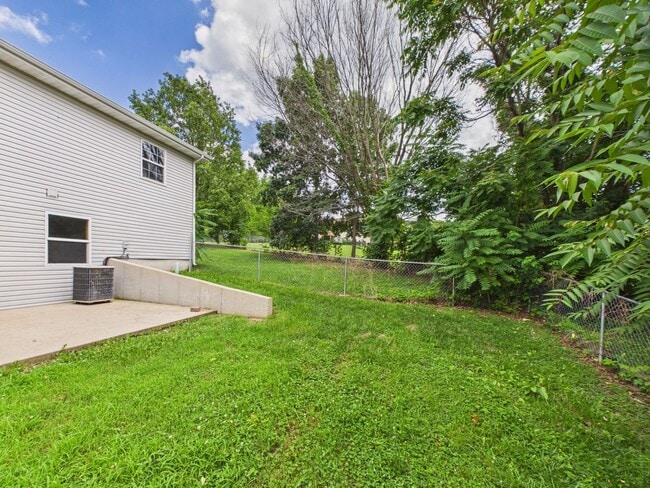 Building Photo - 24625 Spencer Rd