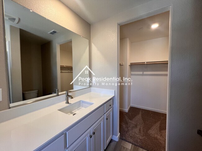 Building Photo - 2973 Bowery Ln