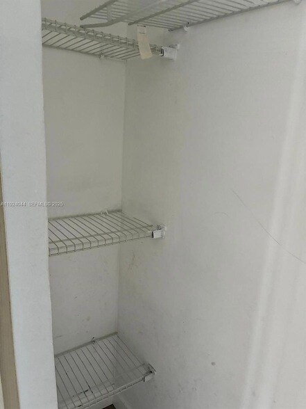 Building Photo - 3003 NW 45th St