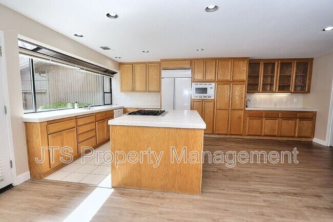 Building Photo - 11674 Gold Country Blvd