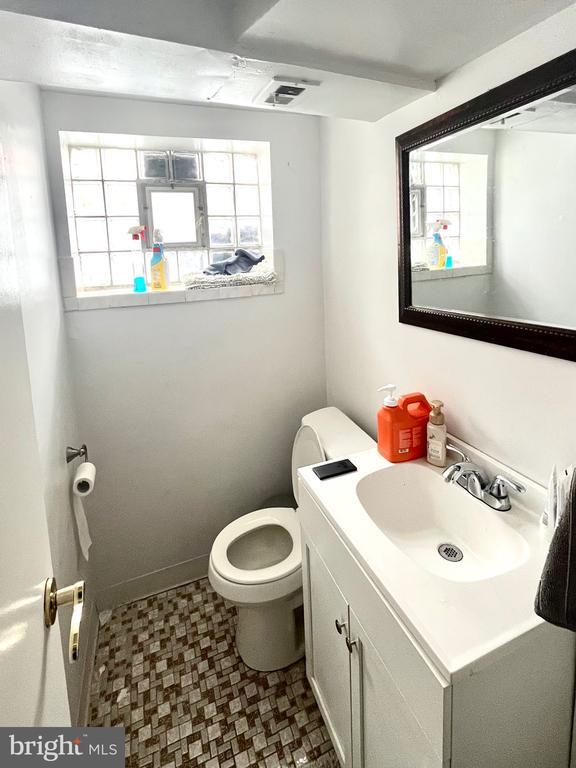 Building Photo - 4308 McMenamy St