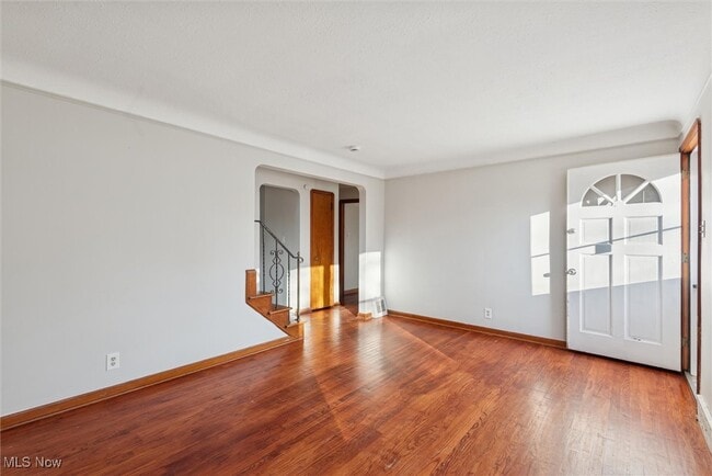 Building Photo - 5732 E 141st St