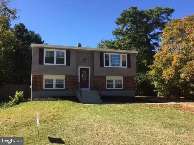 Building Photo - 208 Haddon Rd