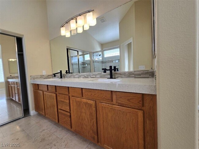 Building Photo - 3031 Panorama Ridge Dr